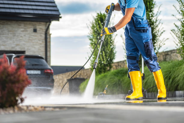Professional Pressure Washing Services in Davenport, WA